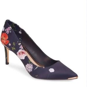 TED BAKER LONDON WIRSHIRP FLORAL POINTED TOE PUMPS SIZE 6!
